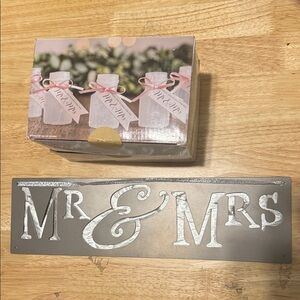 Silver 'Mr & Mrs' Sign and party bubbles
